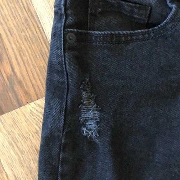 Mossimo supply women’s distressed black jean skirt - Picture 3 of 6